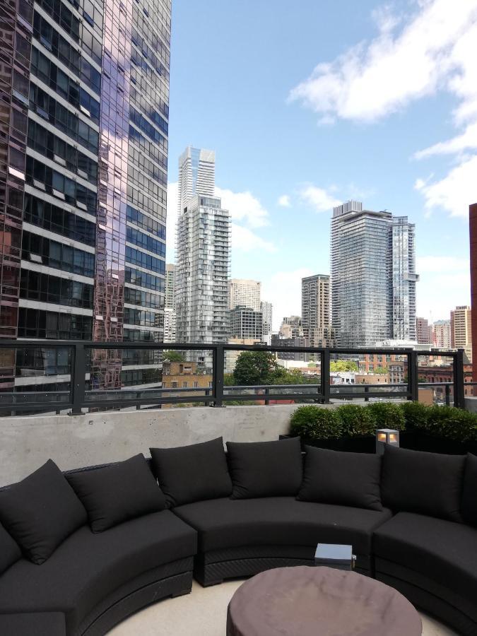 Stylish Downtown Toronto Residential Hotel Exterior foto
